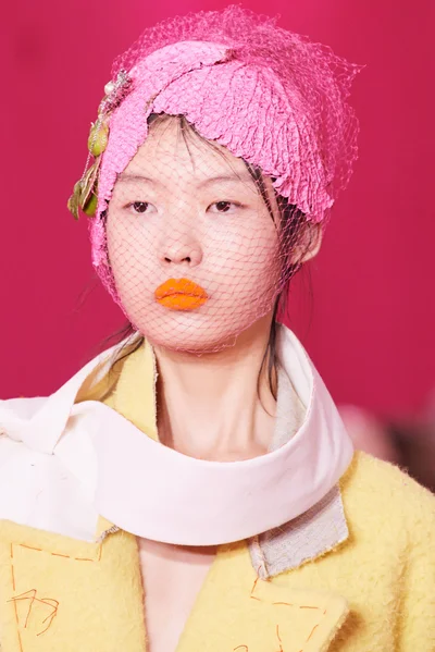 Look 12